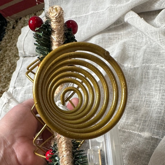 Lotus Hills Christmas Star 9" Tree Topper Lights Rustic Deer Holly Snowflake NWT - Picture 9 of 12